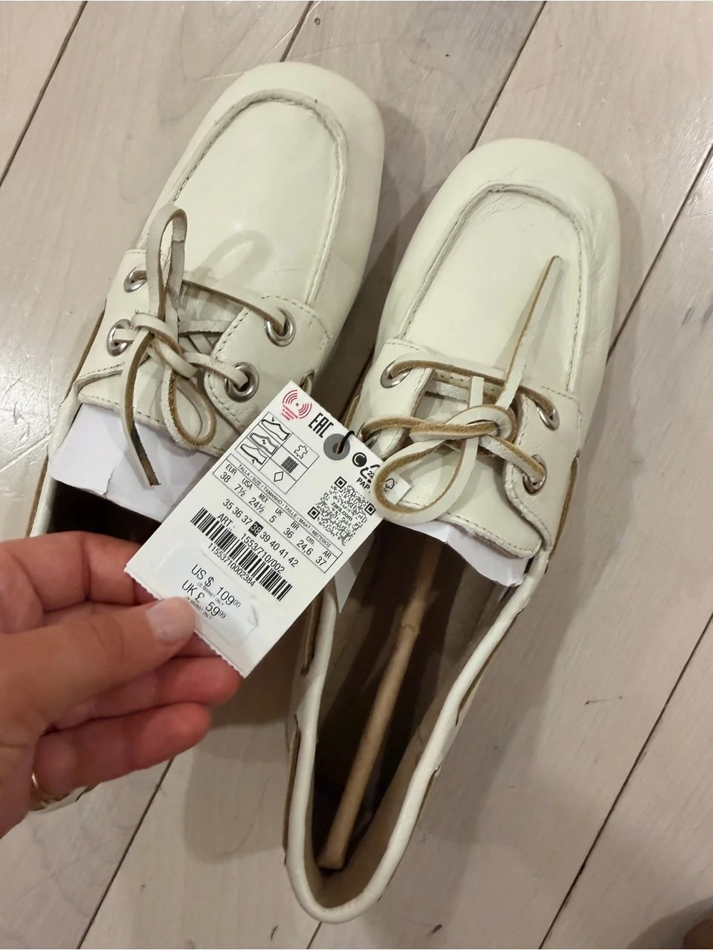 Zara Cream Lace-Tie Boat Loafer